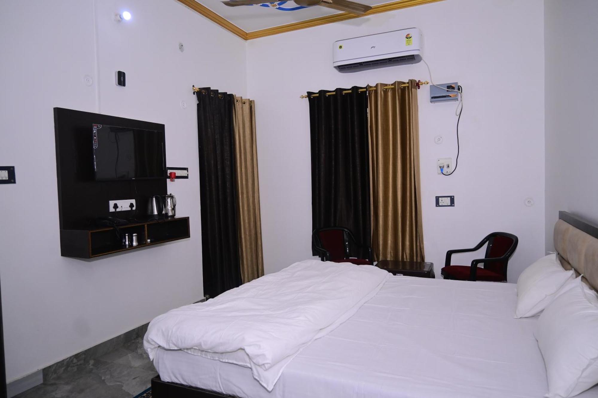 Shri Narayanam Guest House And Home Stay Ayodhya Exterior foto